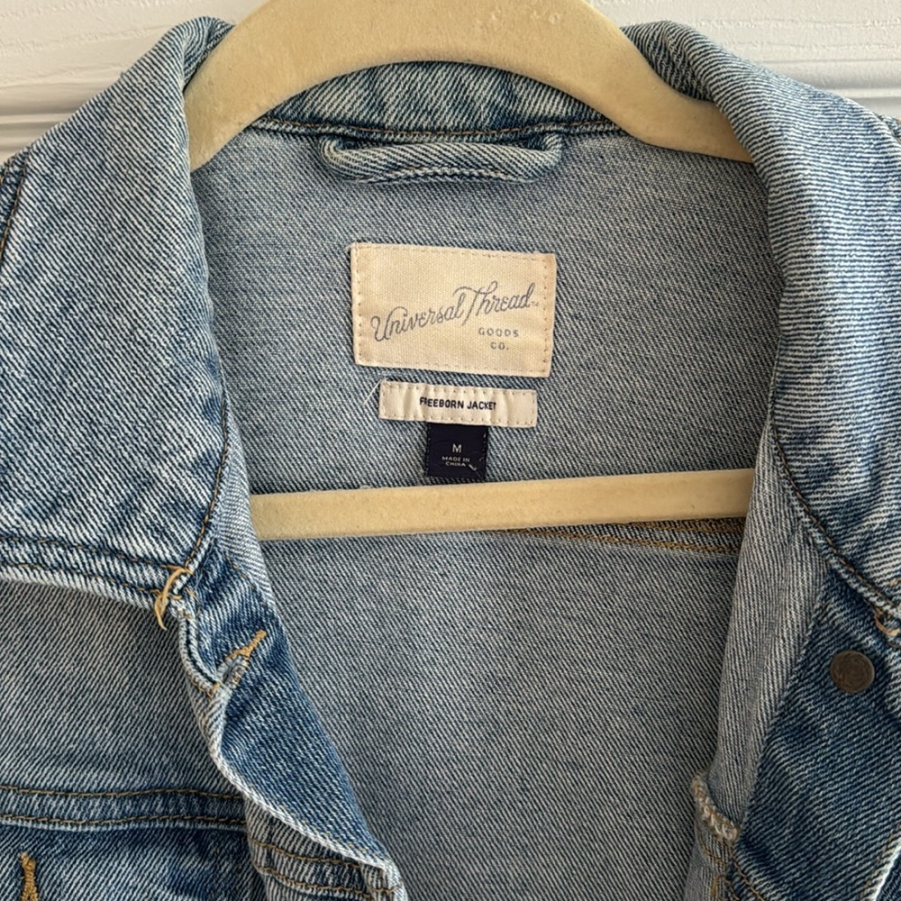 Universal Thread Light Blue Jean Jacket - Picture 2 of 5